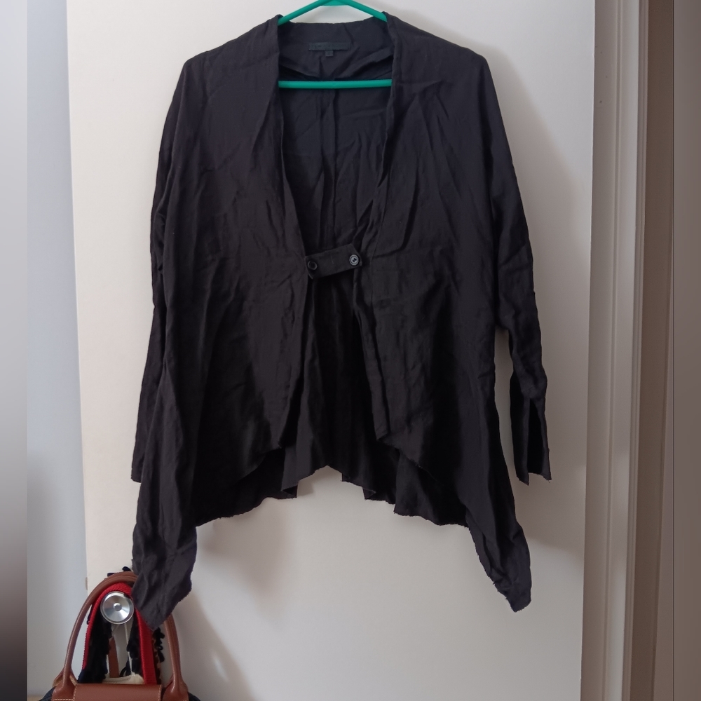 ELM DESIGN Black Linen Asymmetric Top 2 M